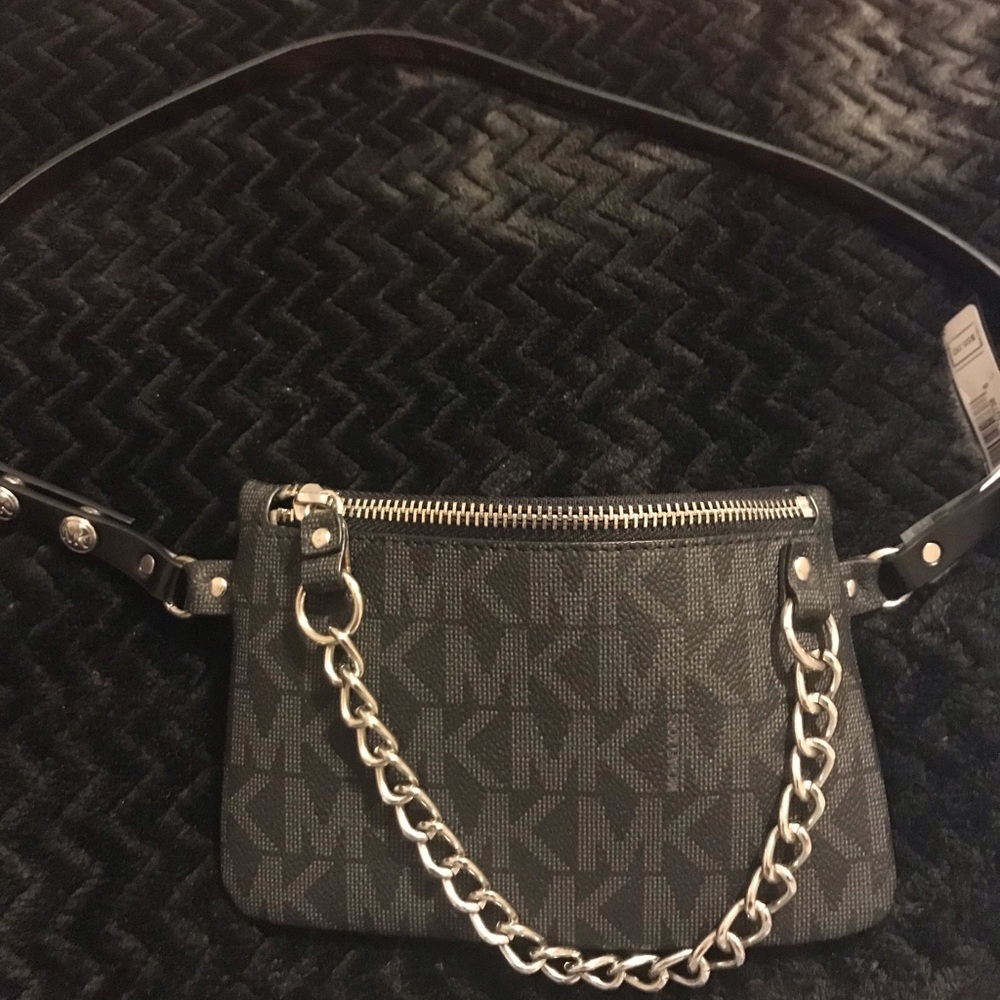 Fanny pack